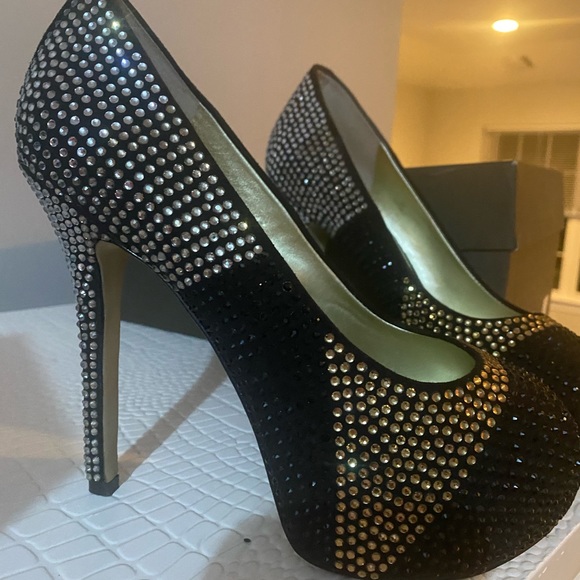 Enzo Angiolini size 8 peep toe heels - Picture 2 of 9